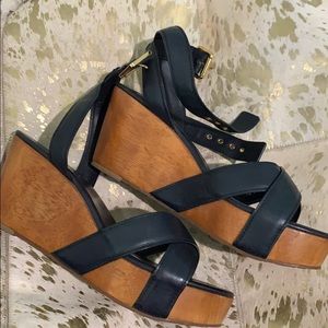 Brand New Tory Burch Navy wedges